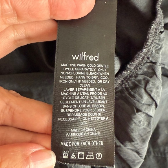 Wilfred Aritizia Black Smocked Maxi Dress - Light Weight Adjustable Straps - - Picture 5 of 6